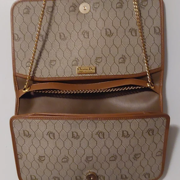 Christian Dior Signature Honeycomb Monogram Purse With Original Chain Strap - Picture 6 of 16